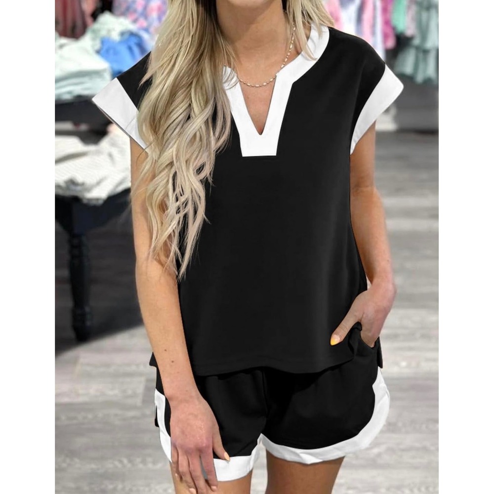 NWT Tankaneo Womens VNeck Color Block Short Set Black White 2 Piece Outfit Small